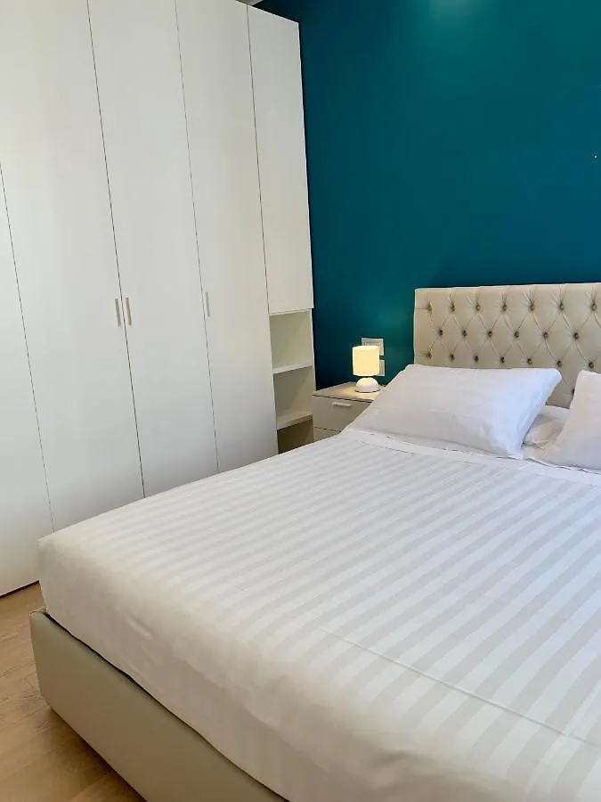 Apartamento Fifty Eight Milan Duomo 0*,  Italia